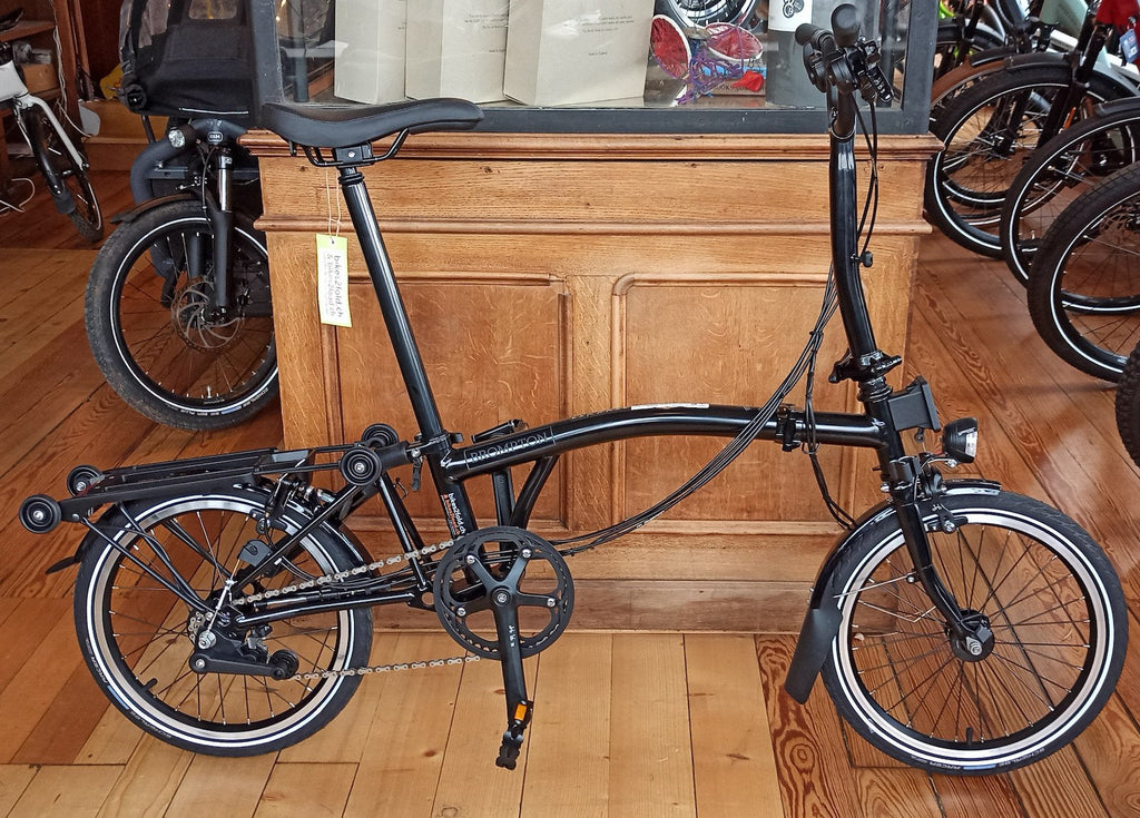 Brompton C-Line M6R, Black, 6 speed, M handlebar – bikes2fold.ch